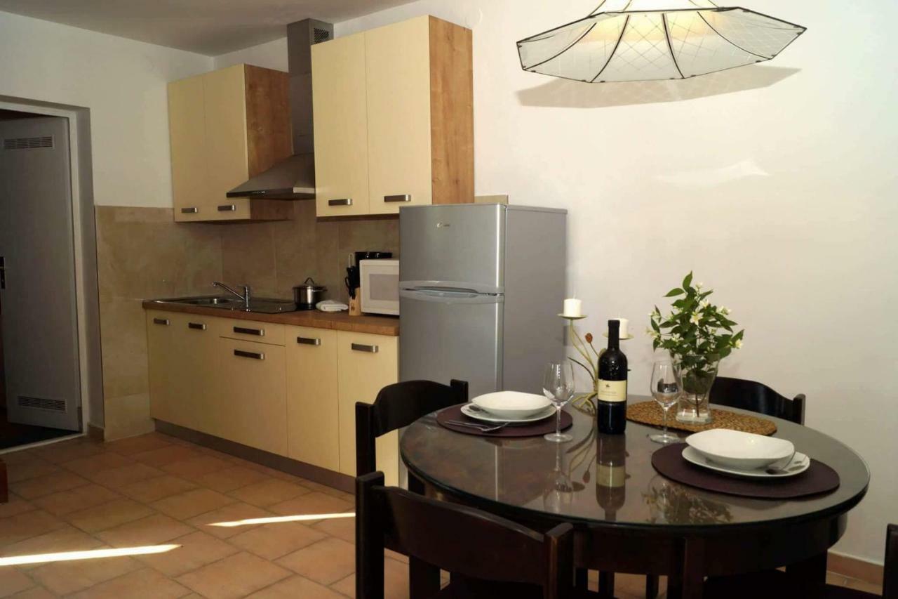 Appartement Apartman Eric à Pula Extérieur photo